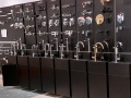 EXHIBIDOR-ESCALONADO-COLUMNA-GRIFERIAS-MK-OUTLET