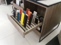MUEBLE-DE-APOYO-CON-CAJON-RANURADO-ABIERTO-MK